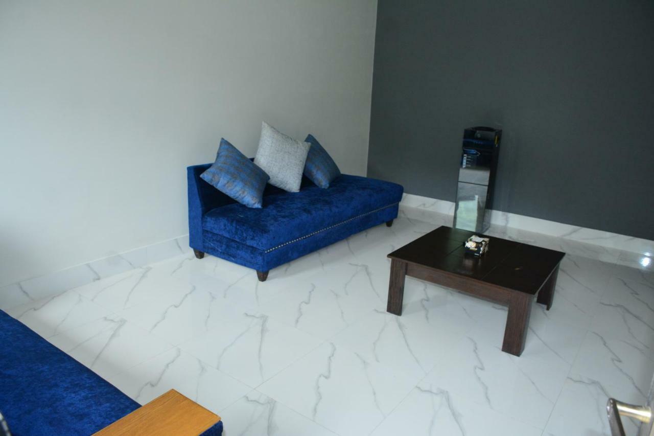 La Orilla Hotel Muzaffarabad Εξωτερικό φωτογραφία