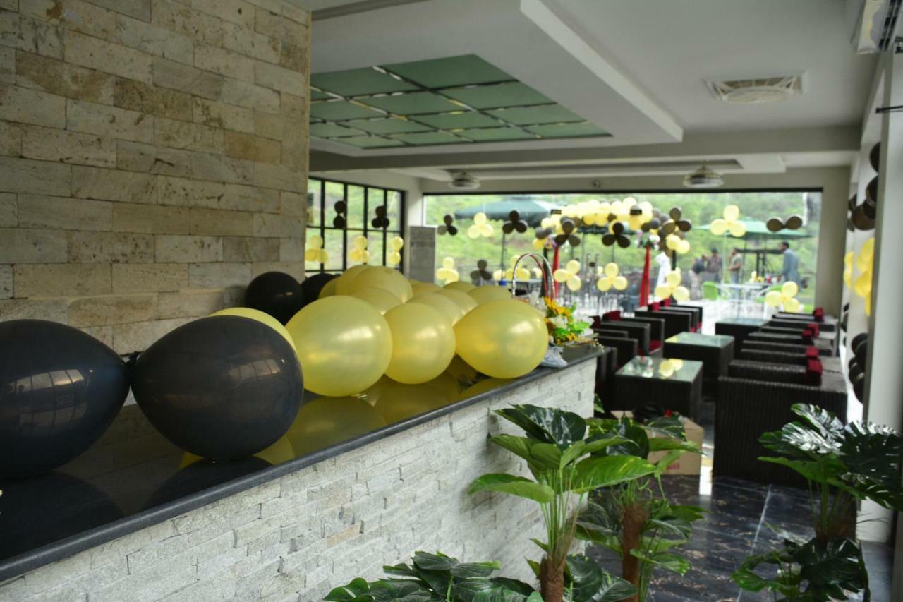La Orilla Hotel Muzaffarabad Εξωτερικό φωτογραφία