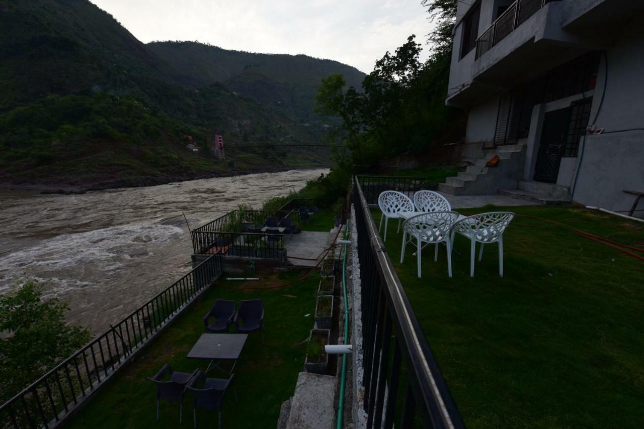 La Orilla Hotel Muzaffarabad Εξωτερικό φωτογραφία