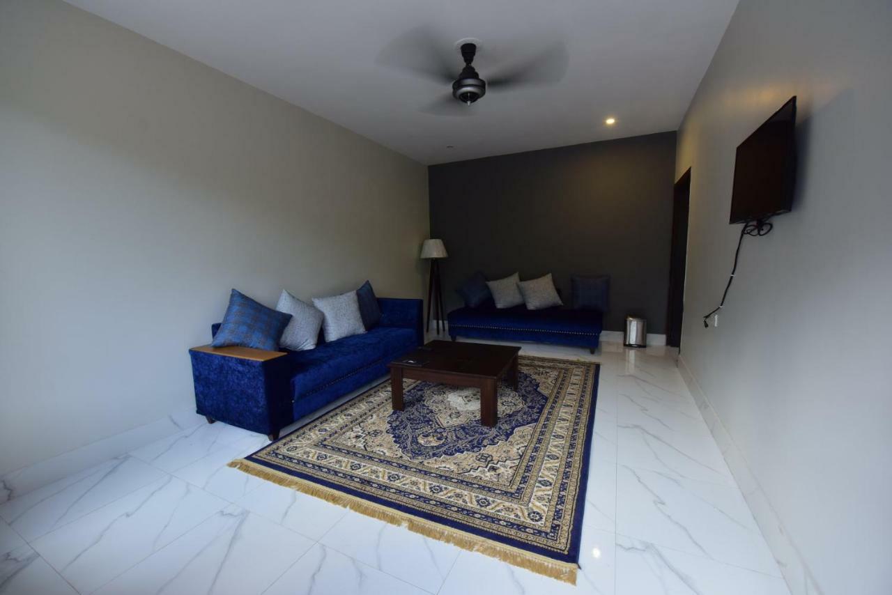 La Orilla Hotel Muzaffarabad Εξωτερικό φωτογραφία