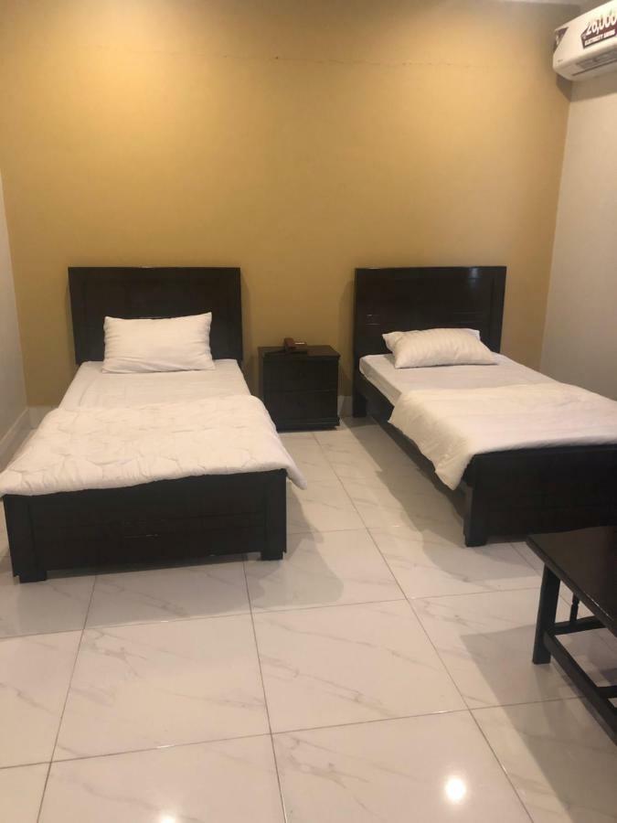 La Orilla Hotel Muzaffarabad Εξωτερικό φωτογραφία