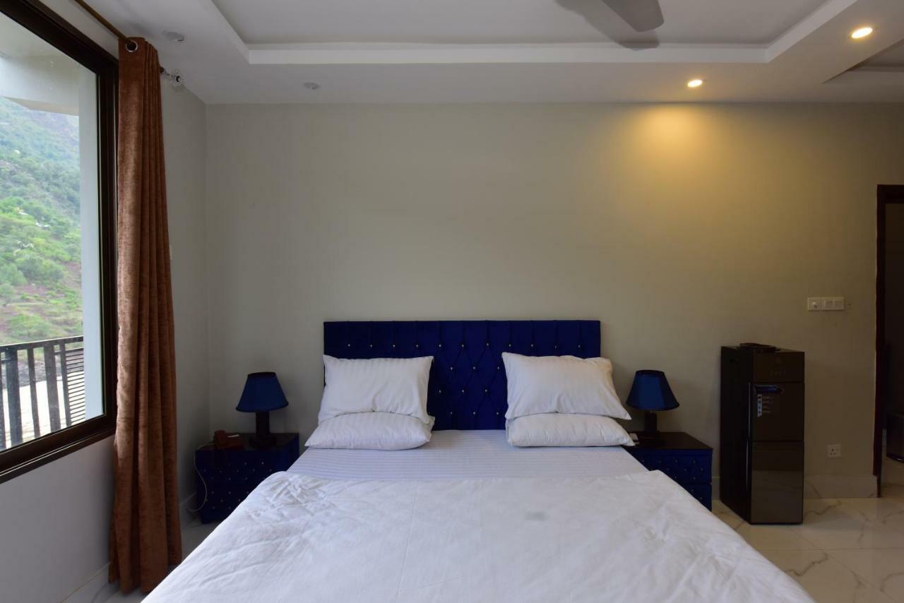 La Orilla Hotel Muzaffarabad Εξωτερικό φωτογραφία