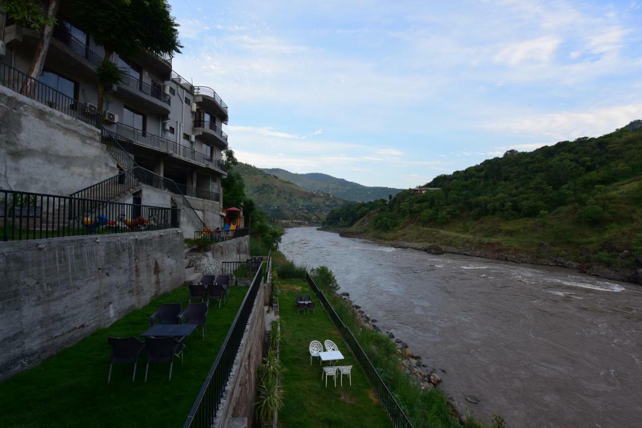 La Orilla Hotel Muzaffarabad Εξωτερικό φωτογραφία